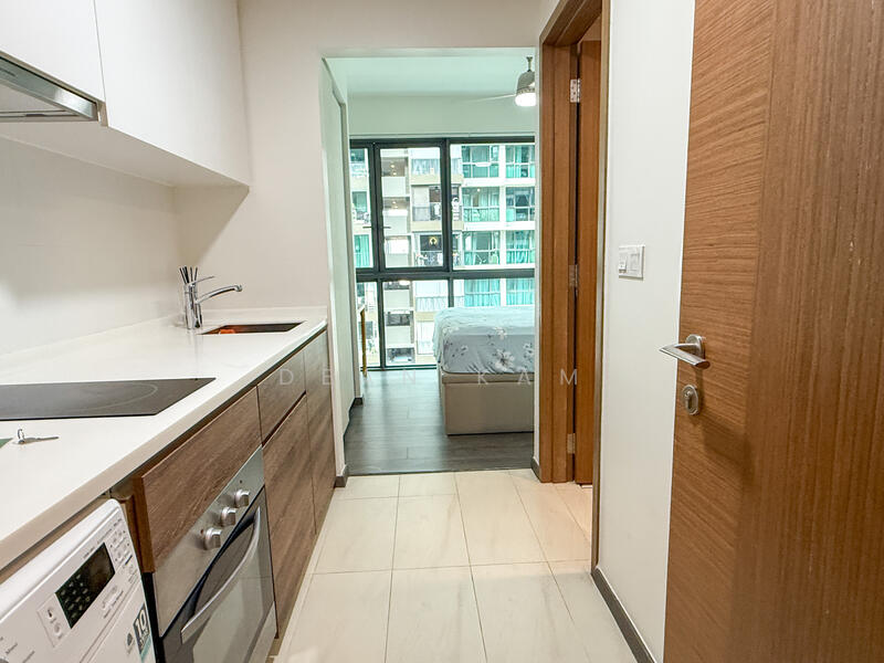 11 Fernvale Lane photo 5