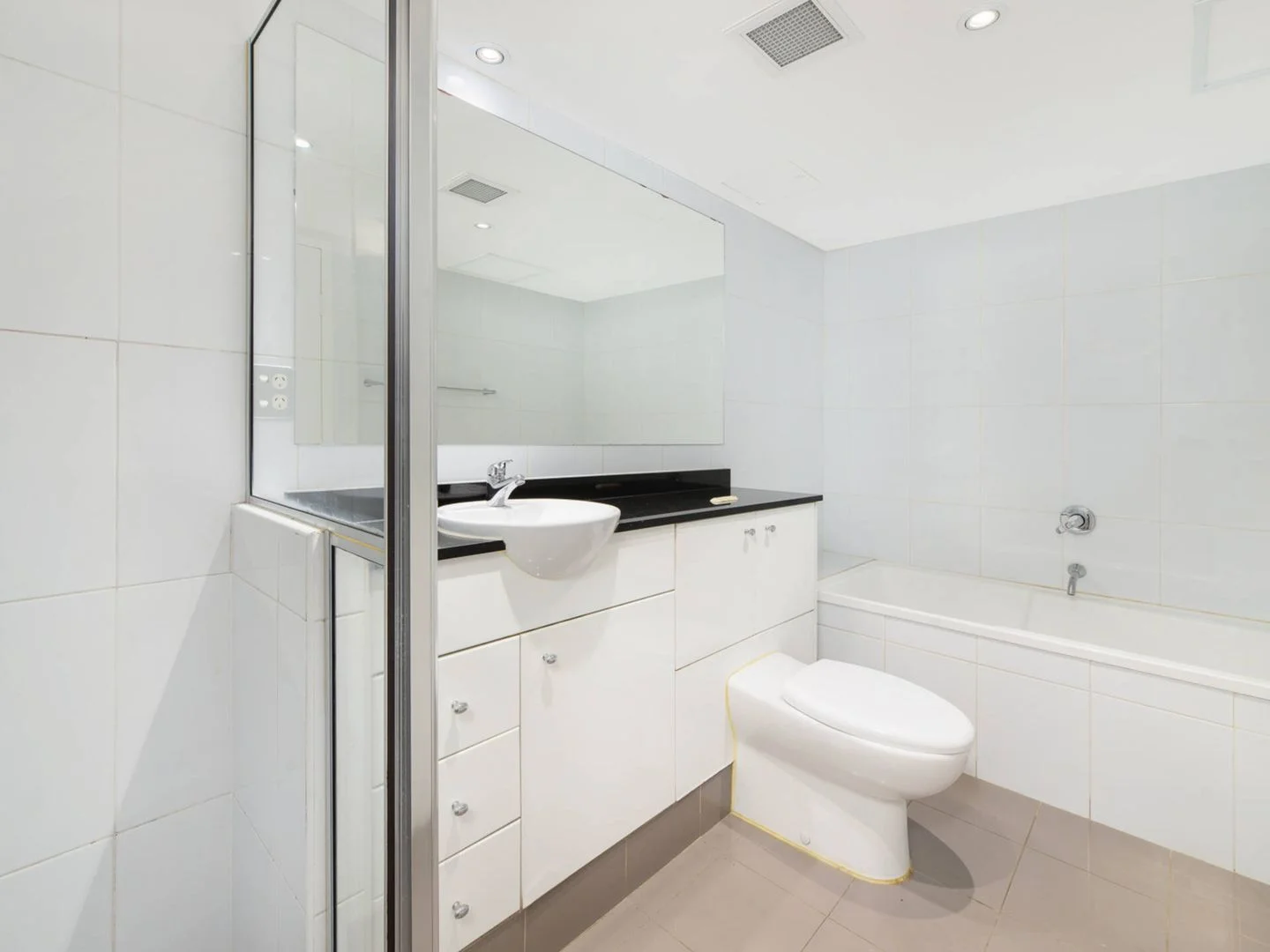 Additional image 4 of 2406/91 Liverpool Street, Sydney NSW 2000