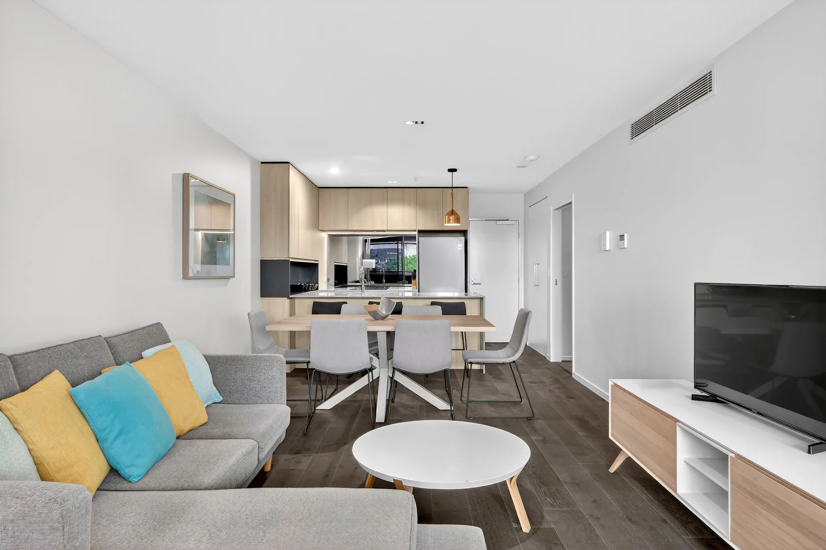 Additional image 5 of ID:21172959/70 Longland Street, Newstead QLD 4006