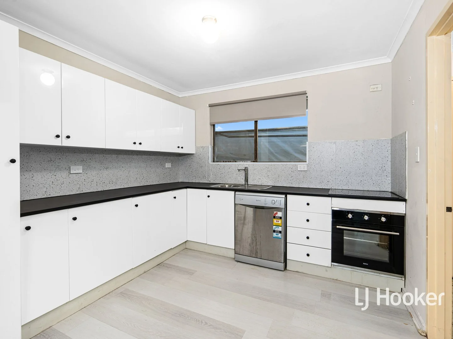 2/4 Teatree Court, Sadadeen NT 0870