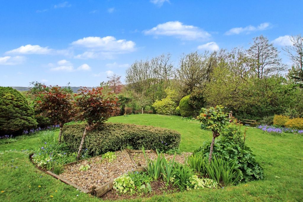 Additional image 16 of 2 bed flat for saleMill Close, Abergavenny NP7