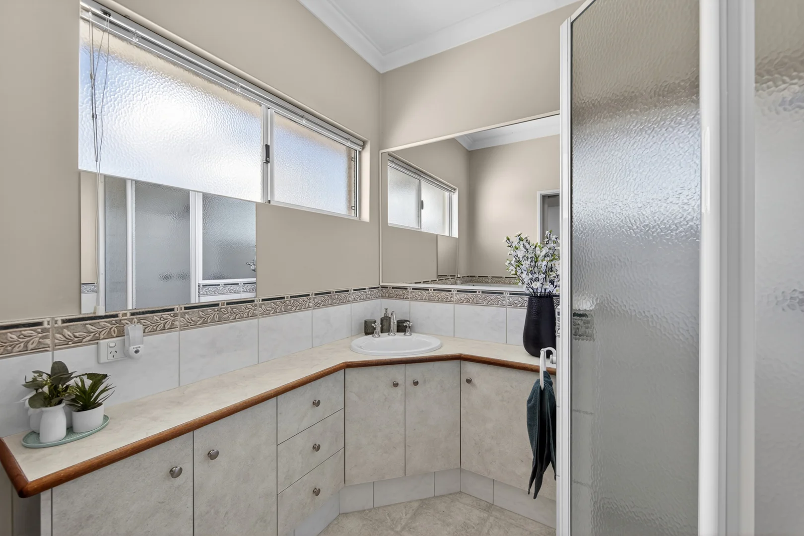 Additional image 21 of 18 Cox Crescent, Quinns Rocks WA 6030