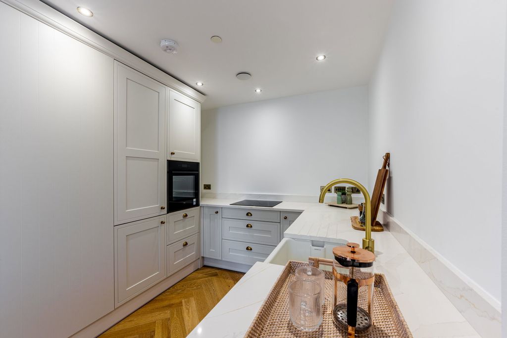 Additional image 9 of 1 bed flat for saleWestgate House, Beacon Street, Lichfield WS13