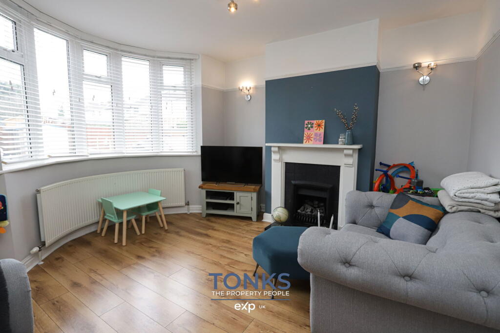 Swan Crescent, Oldbury, B69 4QQ photo 3