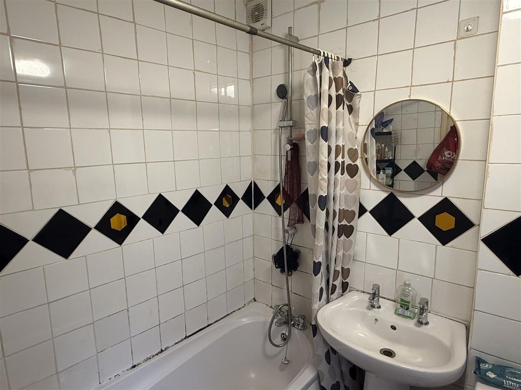 Additional image 2 of 2 bed terraced house for saleGladstone Street, Peterborough PE1