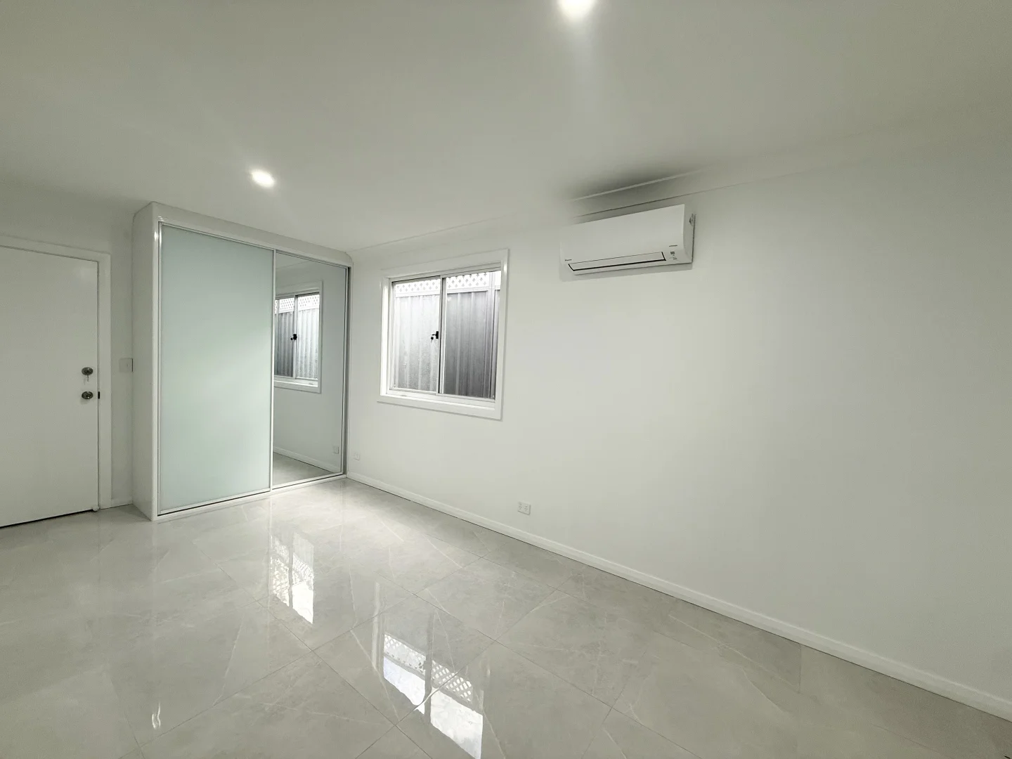 Additional image 3 of 4B Blakesley Road, Carlton NSW 2218
