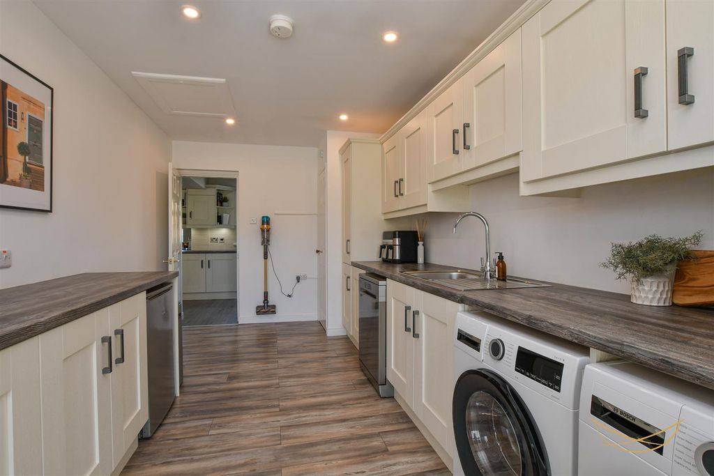 Additional image 34 of 5 bed detached house for saleHydepark Close, Newtownabbey BT36