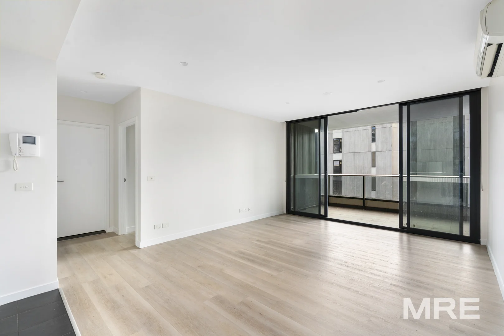 Additional image 2 of 404/1 Studio Walk, Richmond VIC 3121