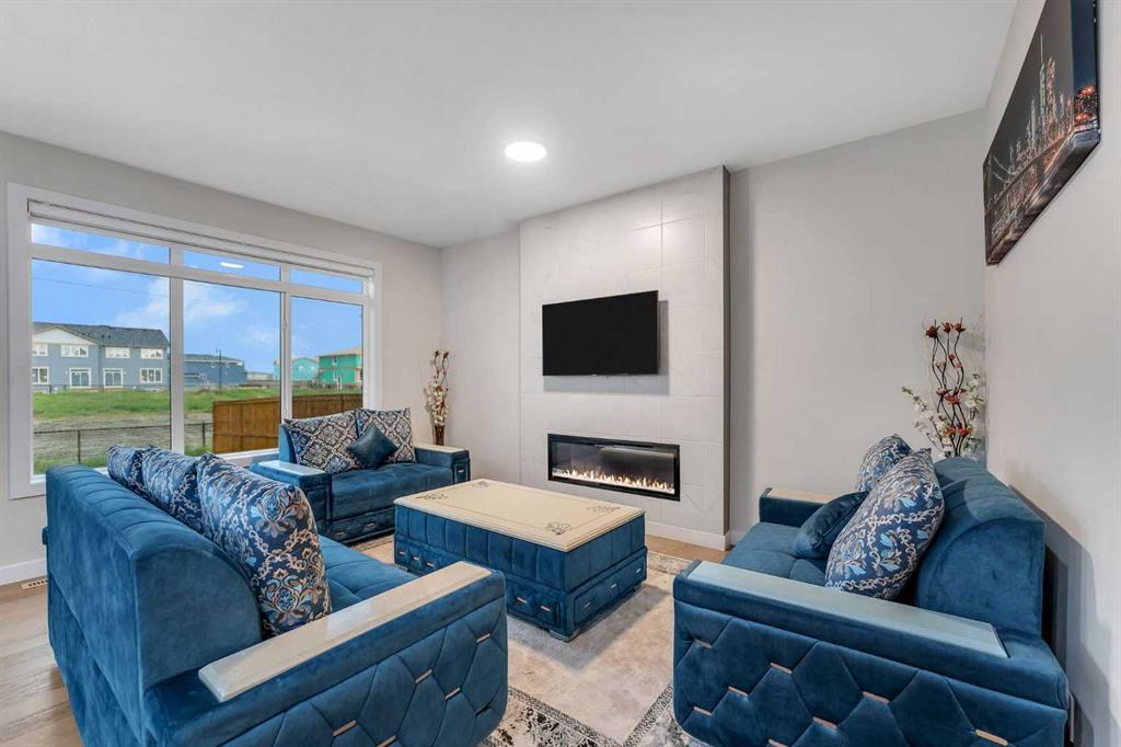 Additional image 6 of 110 Waterford Road, Chestermere, AB, T1X 2P6