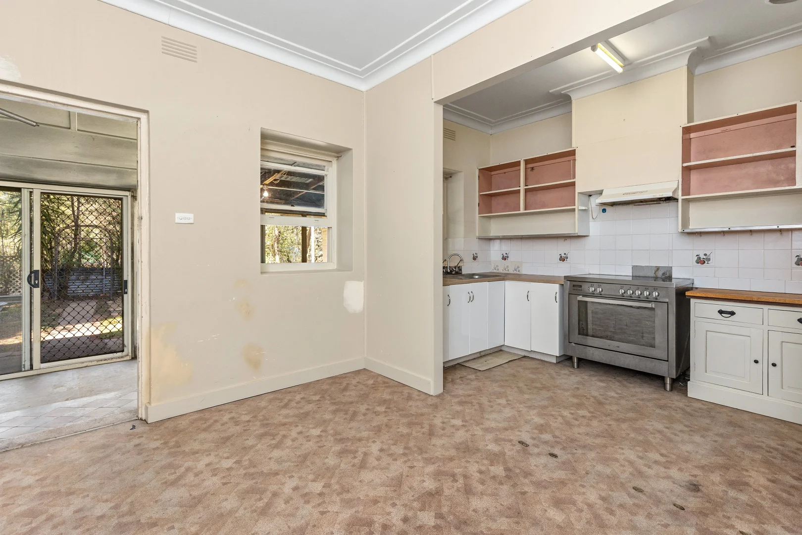 Additional image 3 of 33-35 Norman Street, The Rock NSW 2655