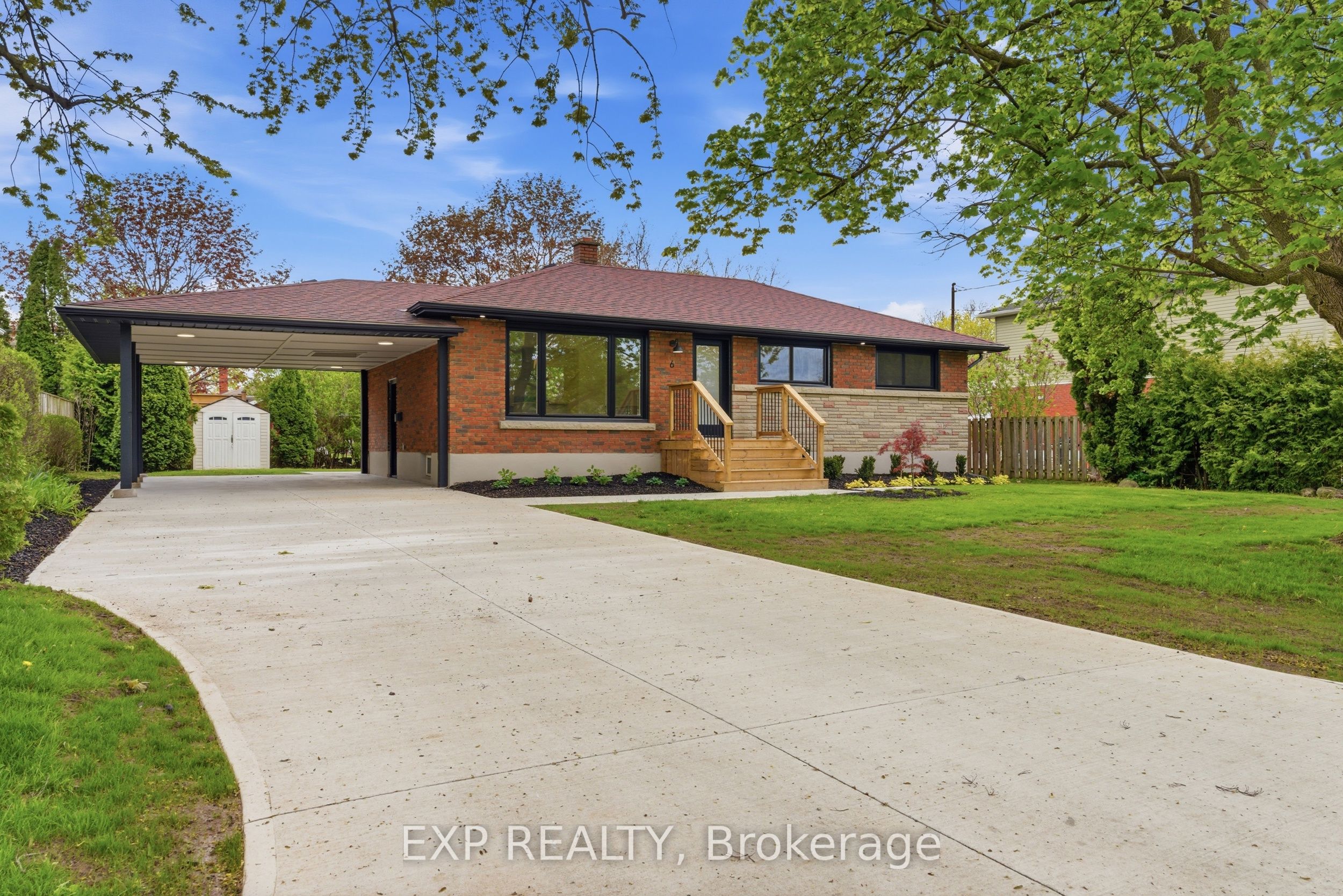 6 Bessborough Drive, St. Catharines, ON, L2M 3G2