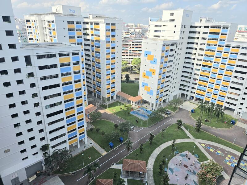Additional image 7 of 708 Jurong West Street 71
