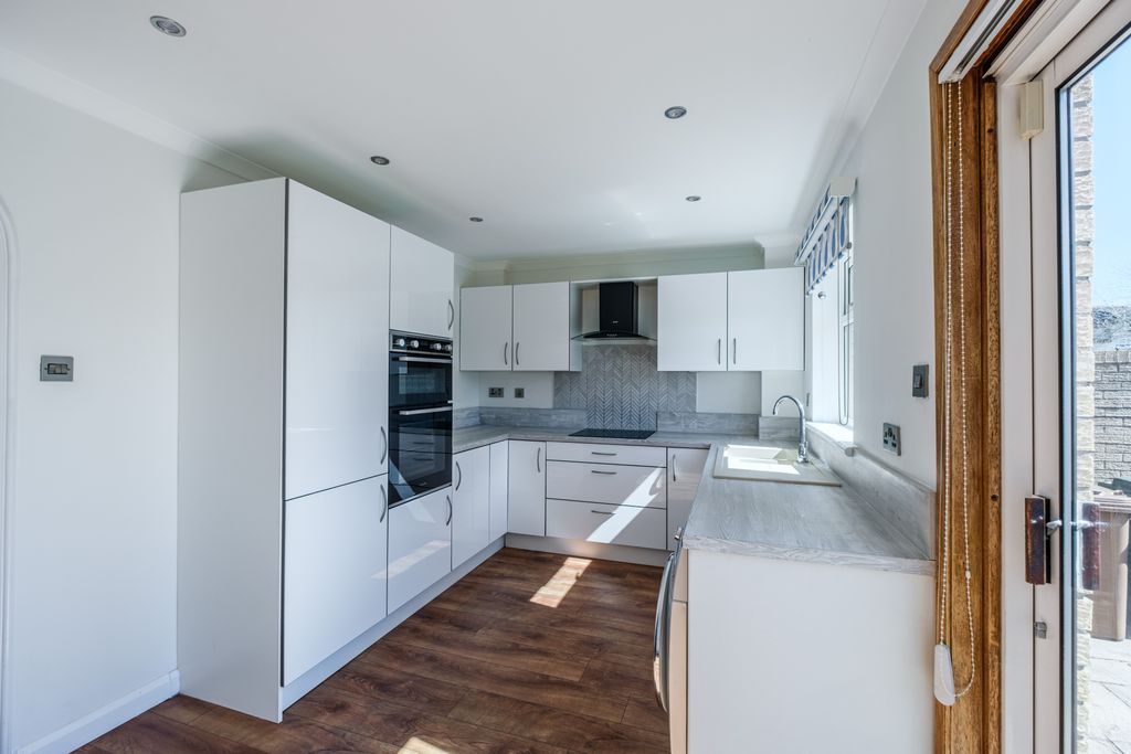 Additional image 6 of 2 bed semi-detached house for saleBluebell Gardens, Motherwell ML1