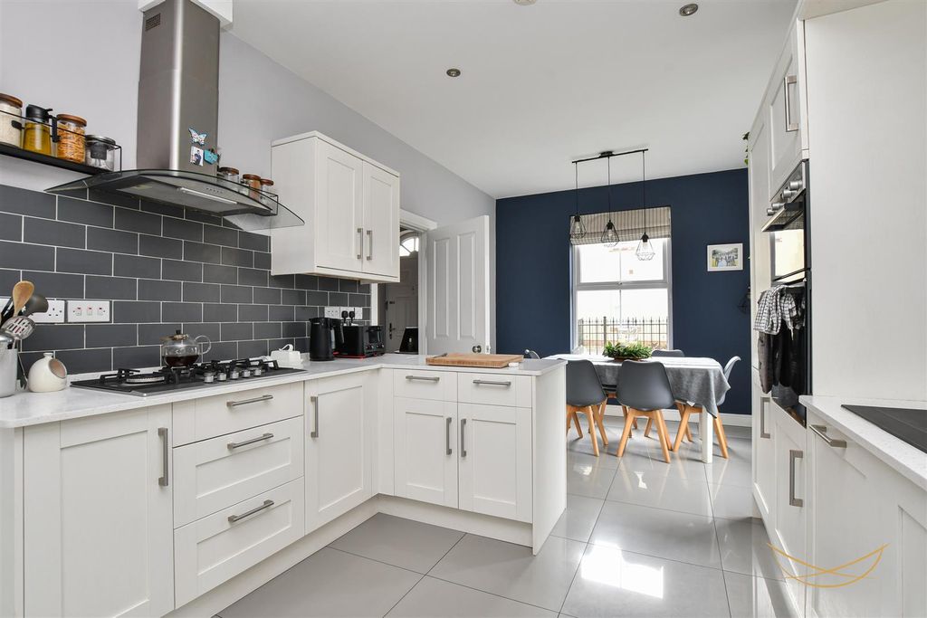 Additional image 12 of 4 bed detached house for saleReaders Place, Ballyclare BT39