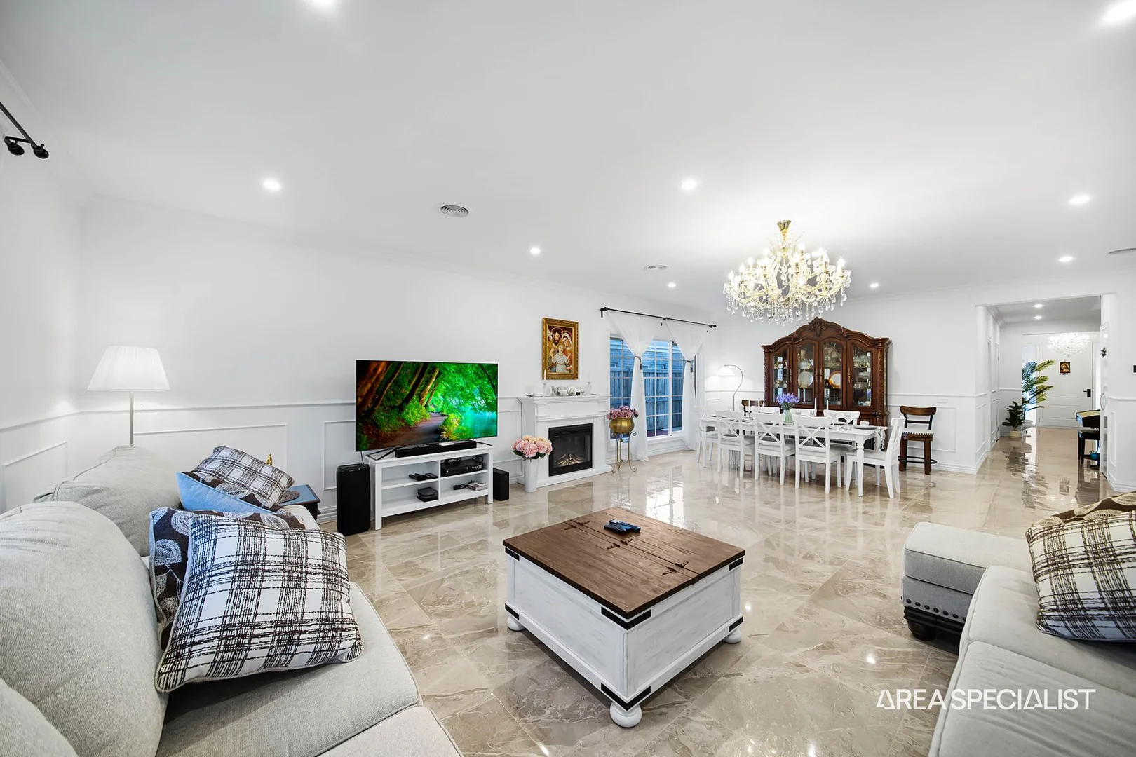 Additional image 4 of 61 Crole Drive, Warragul VIC 3820