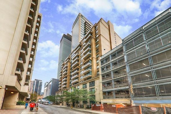 35 Hayden St, Suite 703, Toronto, ON, M4Y3C3