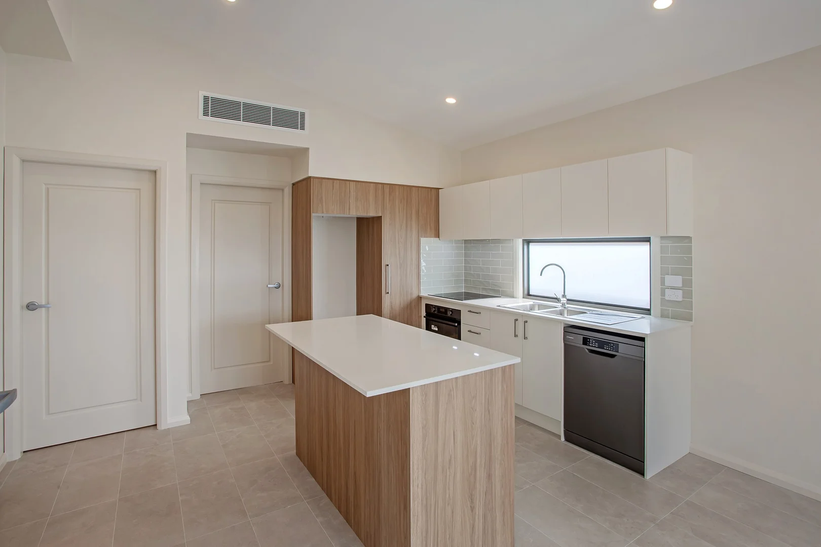Additional image 3 of 6a Mermaid Drive, Bateau Bay NSW 2261