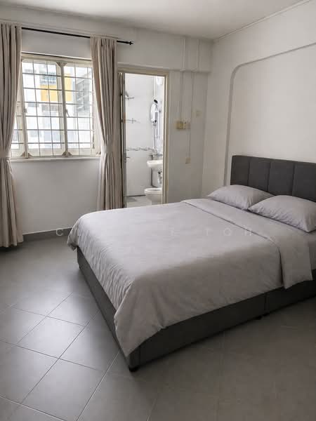 693 Hougang Street 61 photo 3