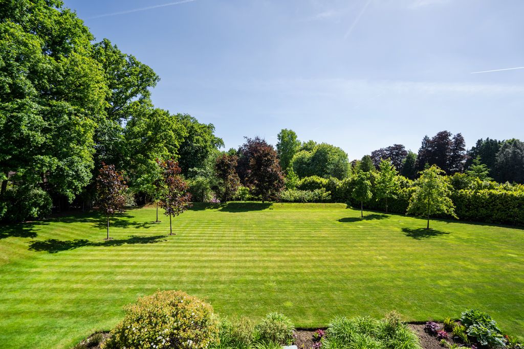 Additional image 18 of 11 bed property for saleCarioca, Wentworth, Virginia Water GU25, United Kingdom