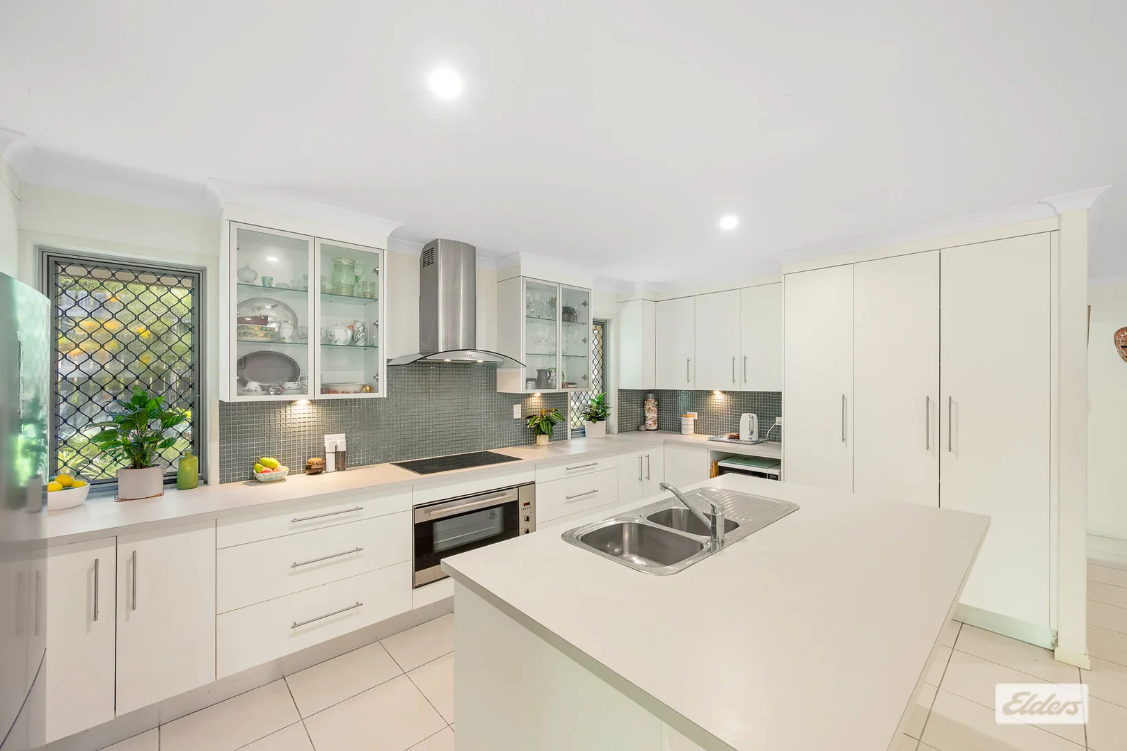 Additional image 11 of 17 Leichhardt Court, Glen Eden QLD 4680