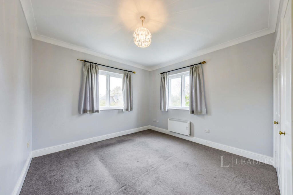 Latium Close, Holywell Hill, AL1 photo 5