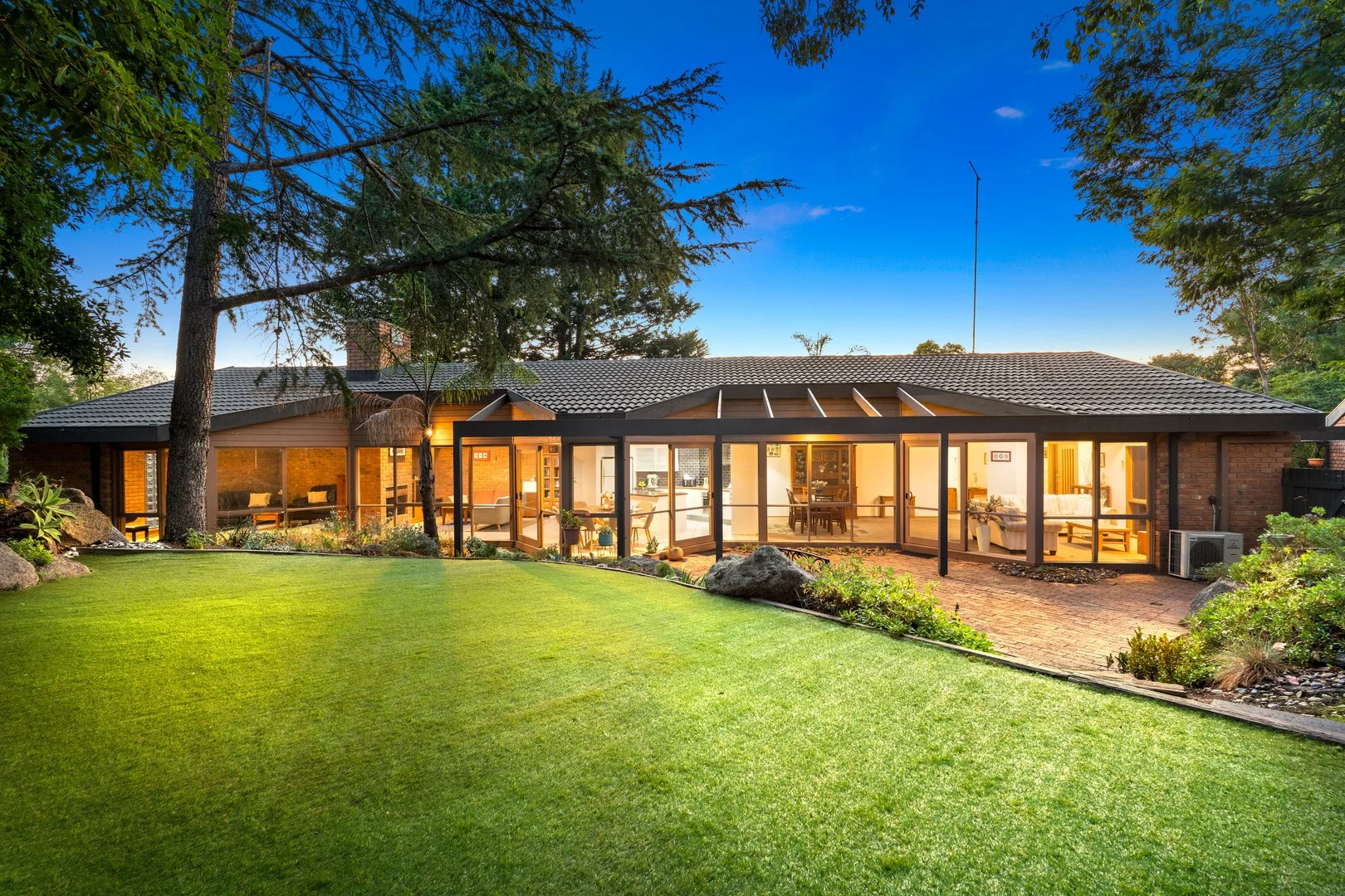 9 Eskdale Court, Eltham North VIC 3095