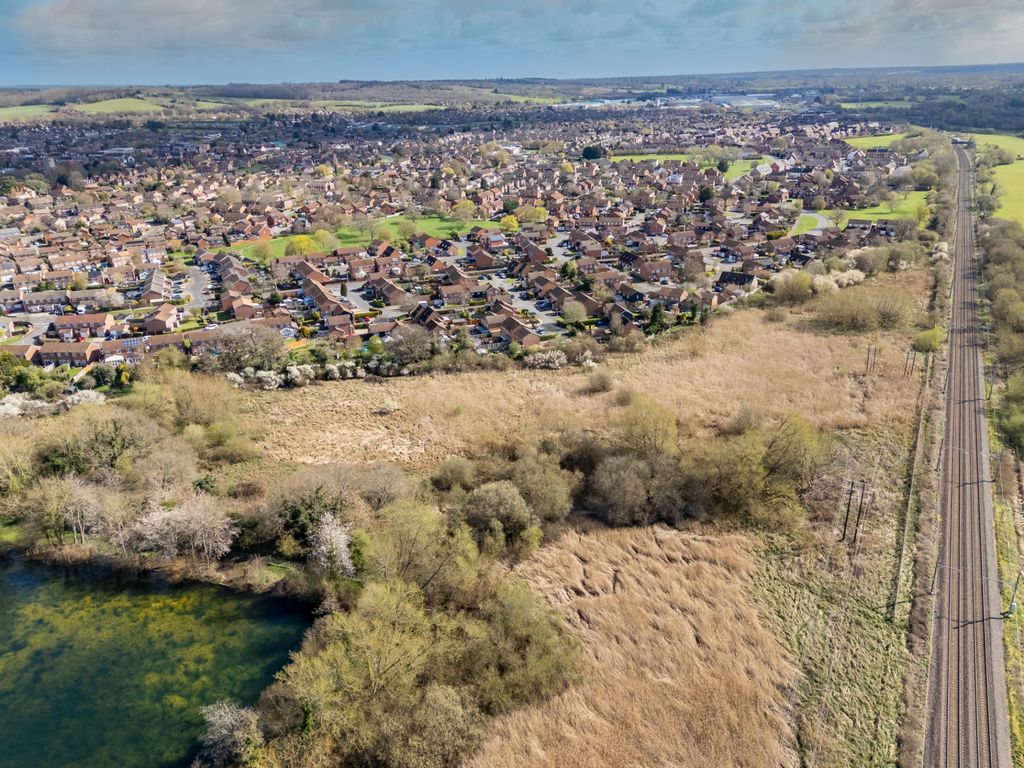 Additional image 3 of Land for saleKeighley Close, Thatcham RG19
