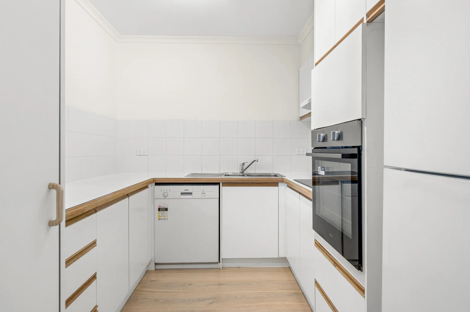 Additional image 3 of 22/11 Breaker Street, Main Beach QLD 4217