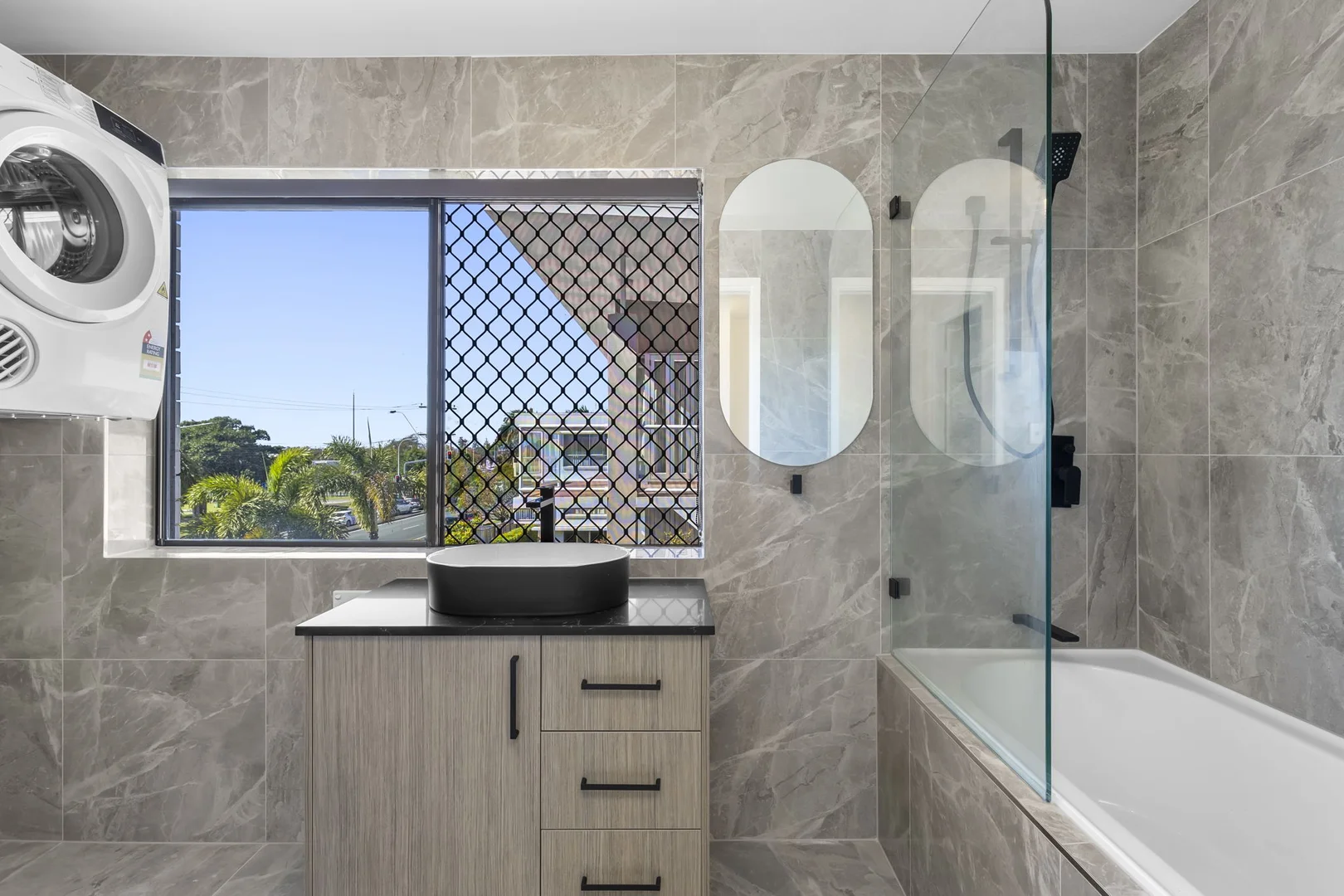 Additional image 6 of 301/132 Marine Parade, Southport QLD 4215
