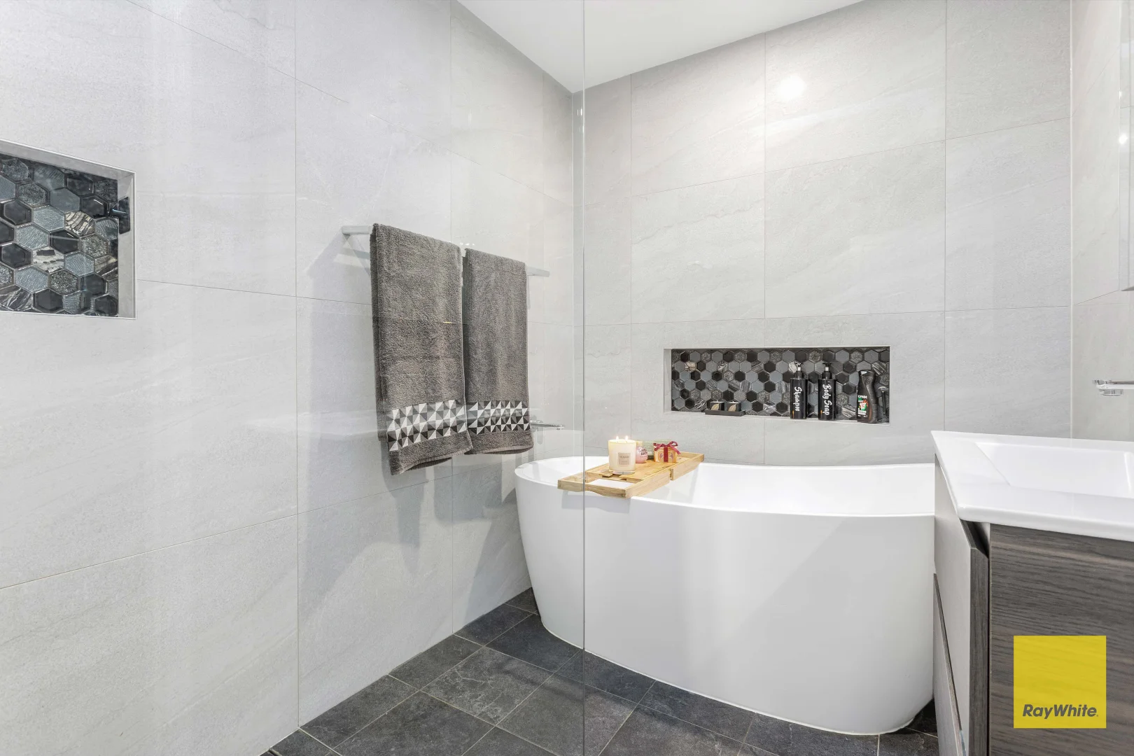 Additional image 10 of 10 Kisdon Crescent, Prospect NSW 2148