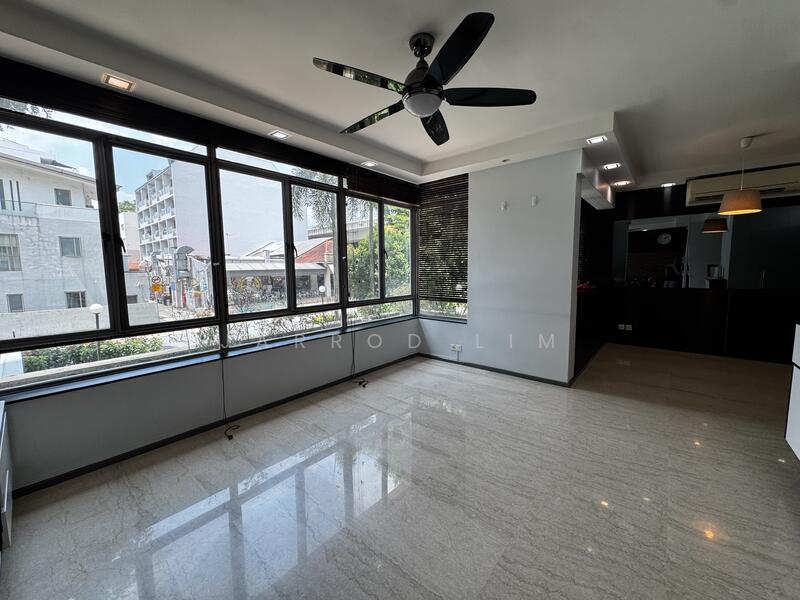 1 Sunshine Terrace photo 2