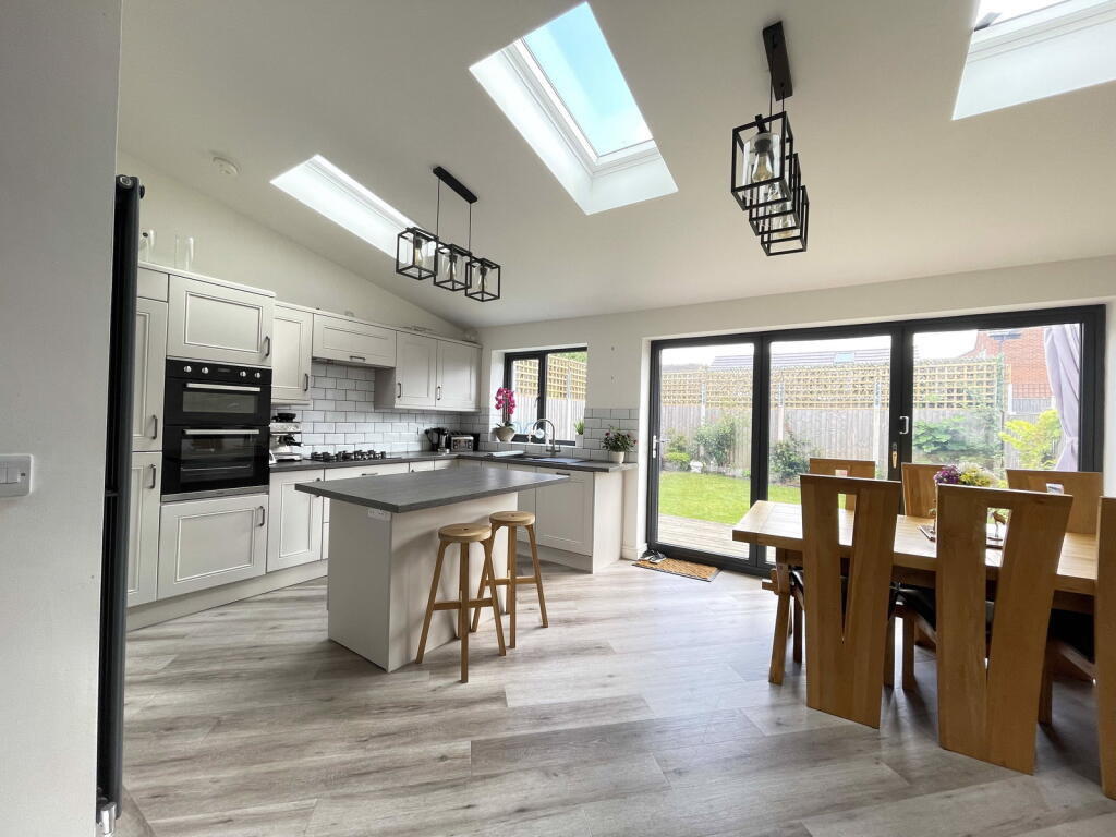 Additional image 4 of Oak Barn Road, Halesowen