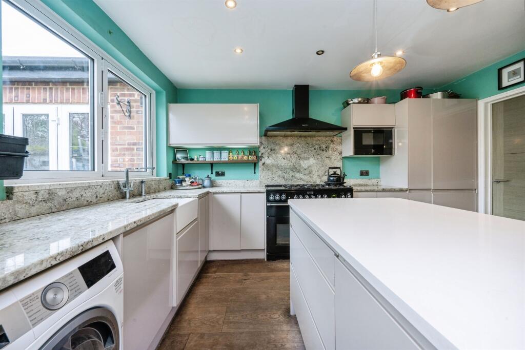 Additional image 39 of Radlett Road, Frogmore, St. Albans