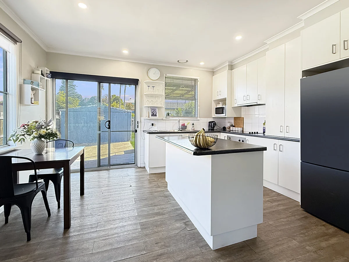Additional image 5 of 15 Phillips Street, Lakes Entrance VIC 3909