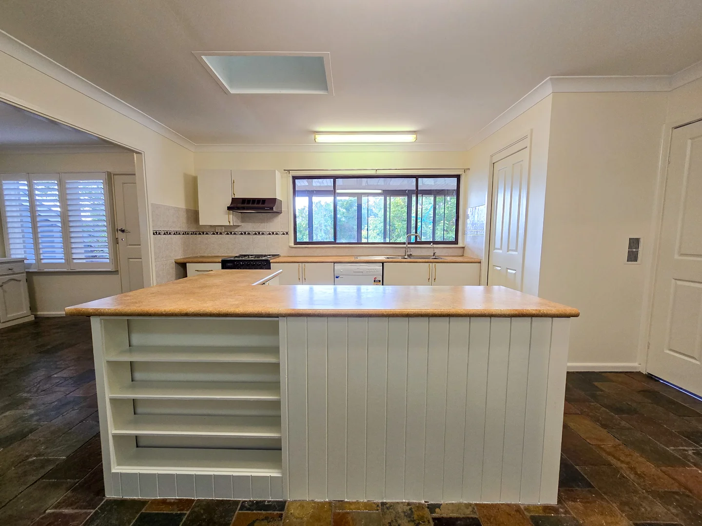 Additional image 4 of 7 Lawn Avenue, Bradbury NSW 2560