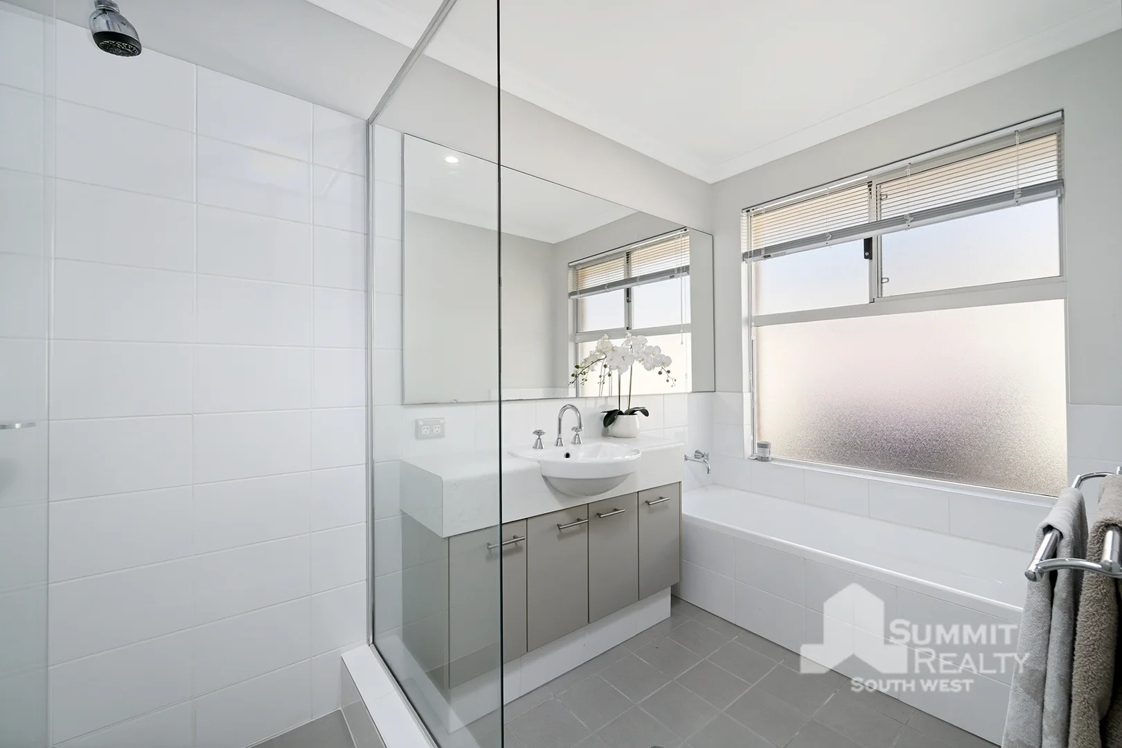 Additional image 20 of 8 Biesiot Street, Carey Park WA 6230