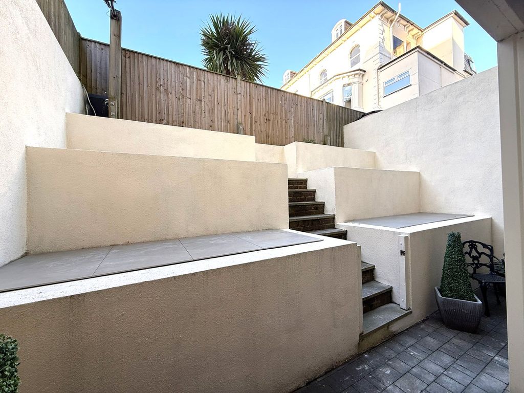 Additional image 3 of 2 bed flat for saleCompton Street, Eastbourne BN21