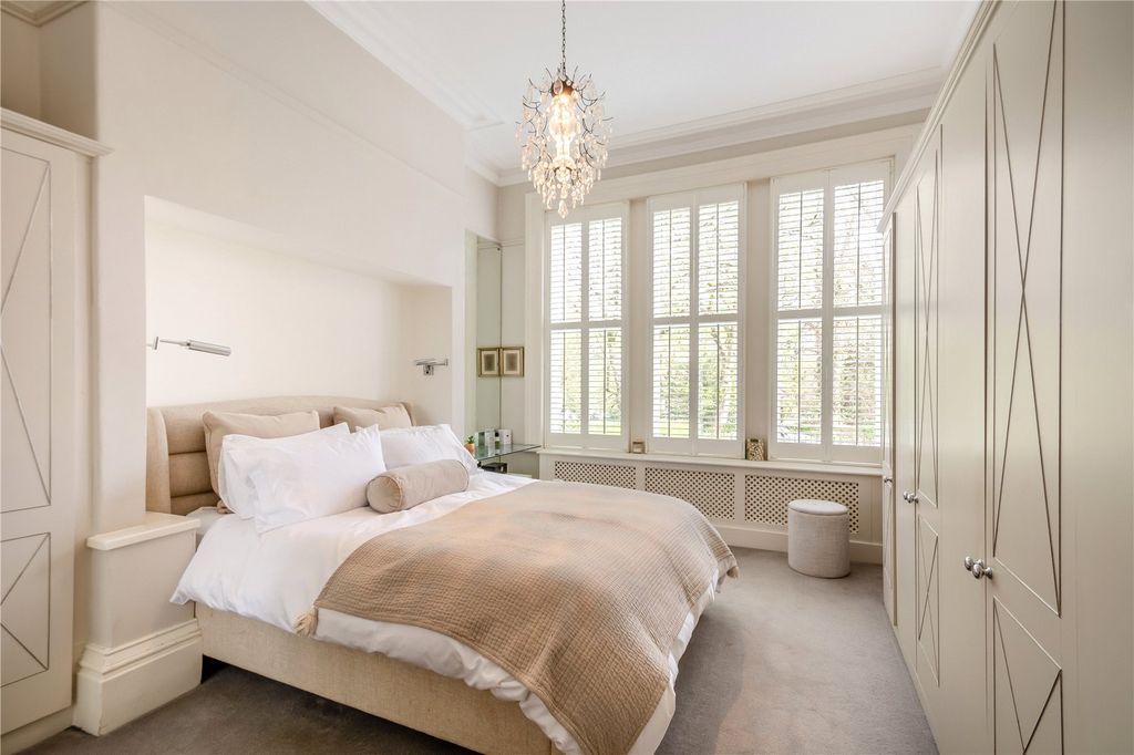 Additional image 8 of 3 bed flat for salePark Avenue, Harrogate, North Yorkshire HG2
