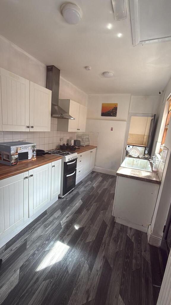 Additional image 3 of Room Available in, Alcester rd, Moseley B13