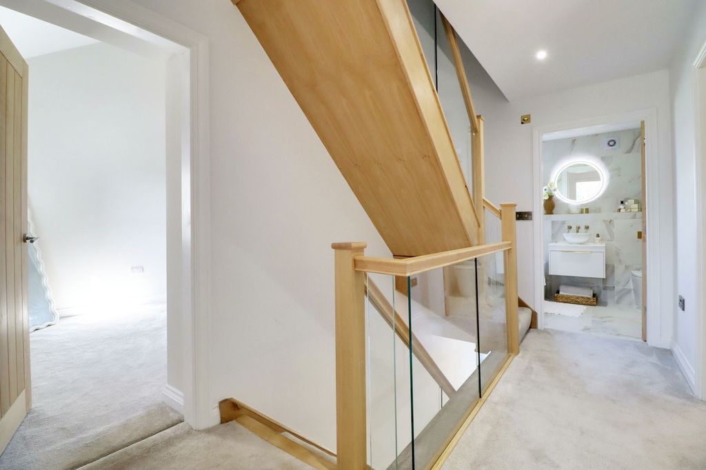 Additional image 18 of 5 bed detached house for saleWrawby Road, Brigg DN20