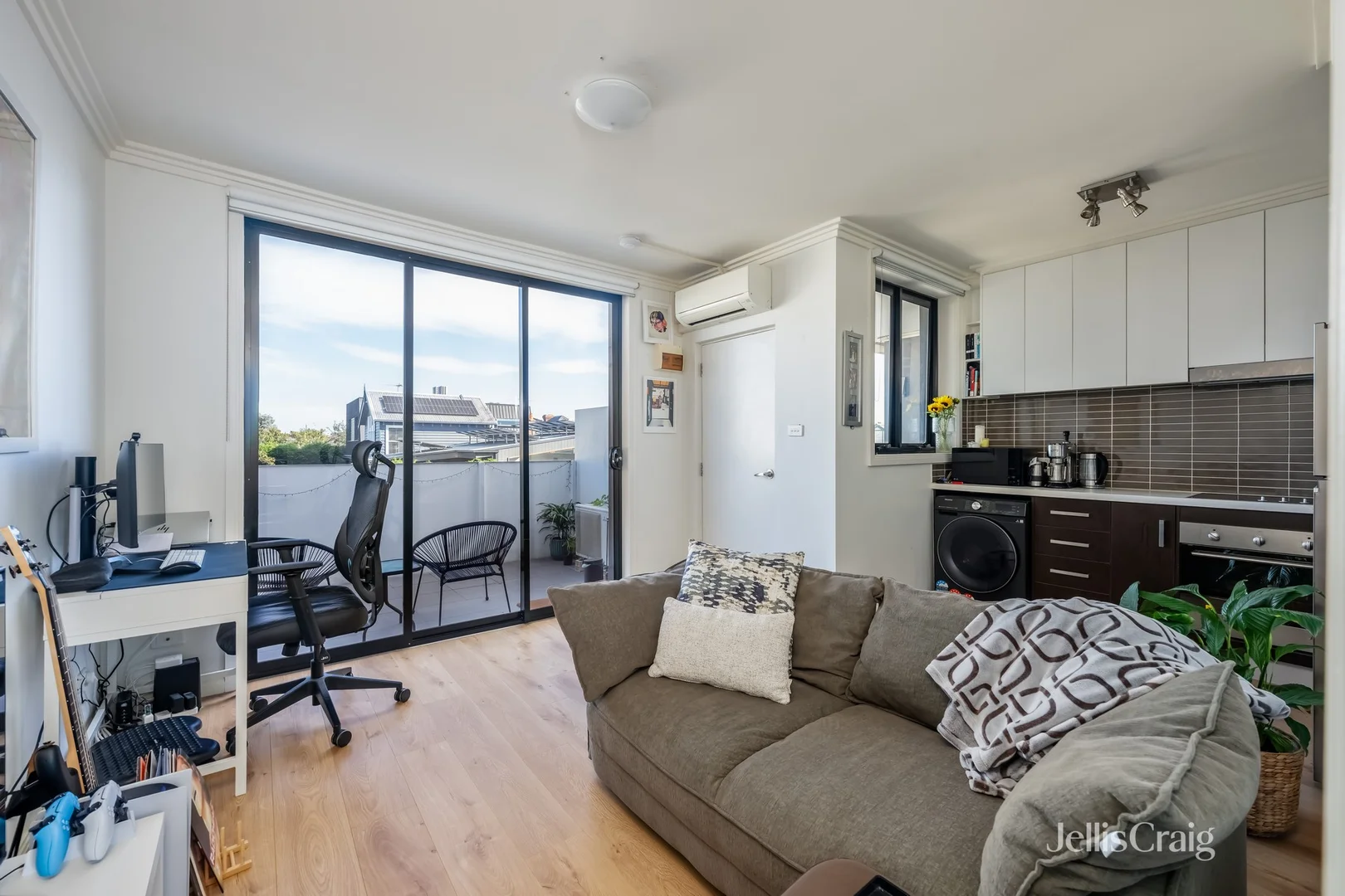 Additional image 2 of 10/5 Emmaline Street, Northcote VIC 3070