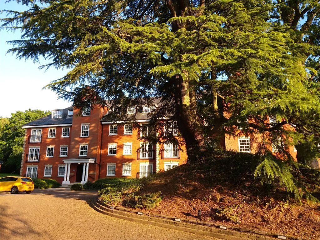 Additional image 12 of 3 bed flat for saleMontague Close, Wokingham, Berkshire RG40