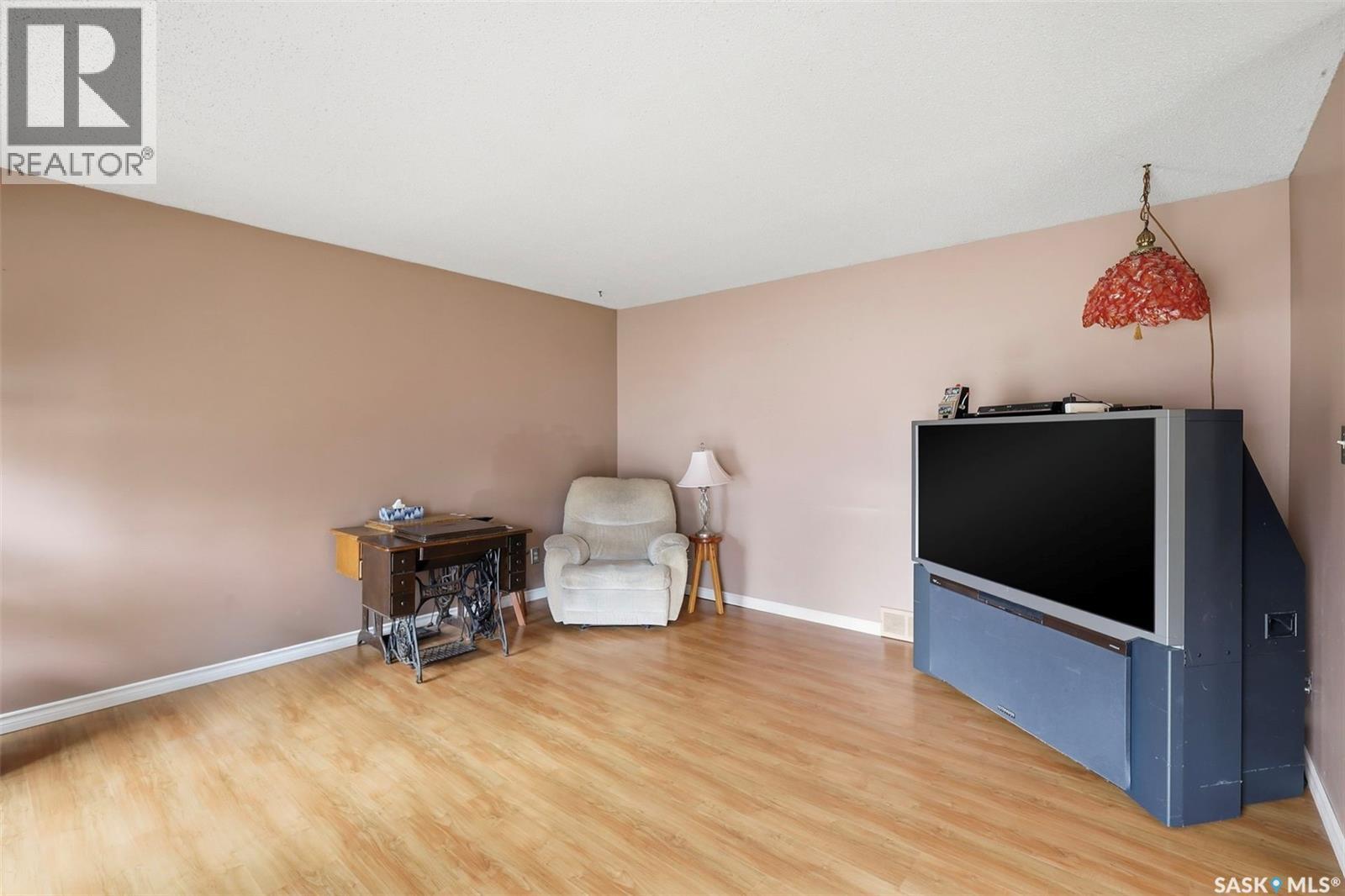 Additional image 3 of 142 Heise Crescent, Saskatoon, SK, S7M4V3