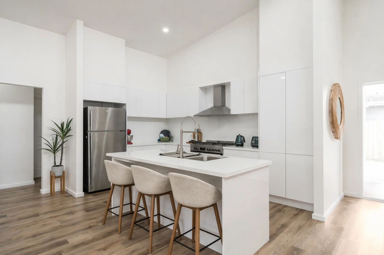 Additional image 3 of 2/5 Waiora Avenue, Hamlyn Heights VIC 3215