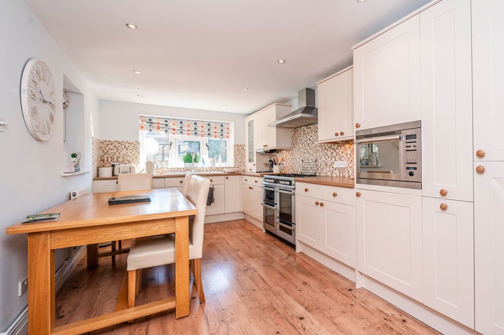 Additional image 3 of 4 bed detached house for saleLansdowne, Bourton-On-The-Water GL54