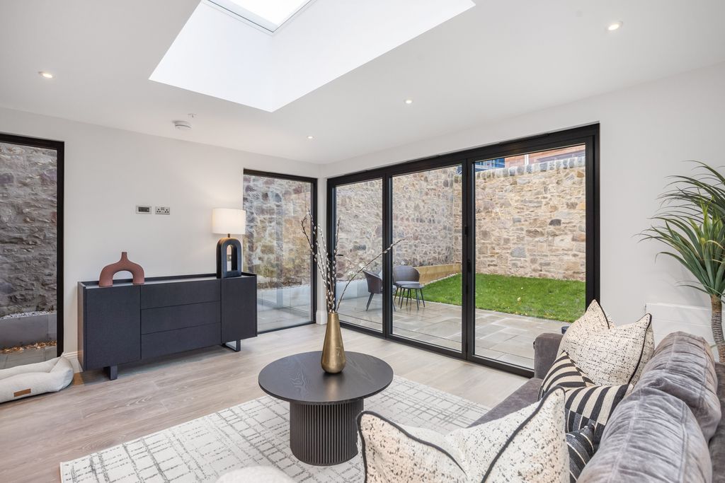 Additional image 9 of 5 bed terraced house for sale14 Millerfield Place, Marchmont, Edinburgh EH9