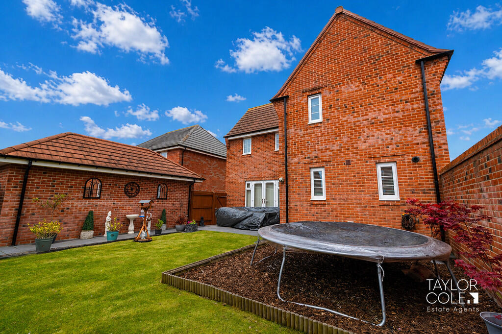 Additional image 24 of Collins Grove, Tamworth