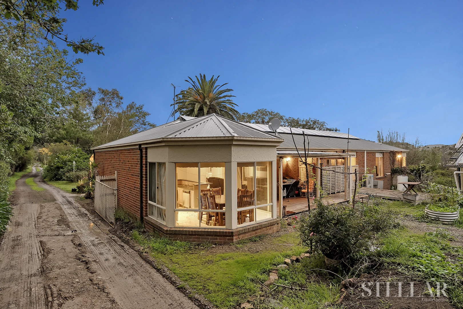 285 Pakenham Road, Pakenham VIC 3810 photo 2