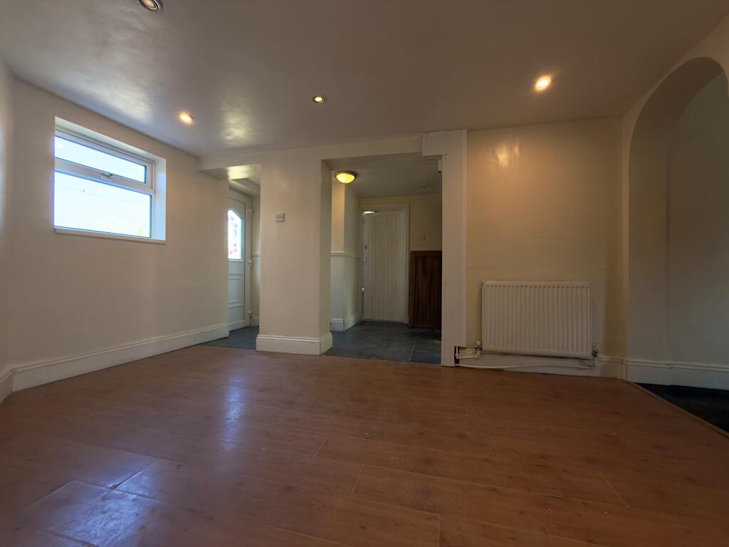 Briarfield Road, Tyseley B11 photo 5