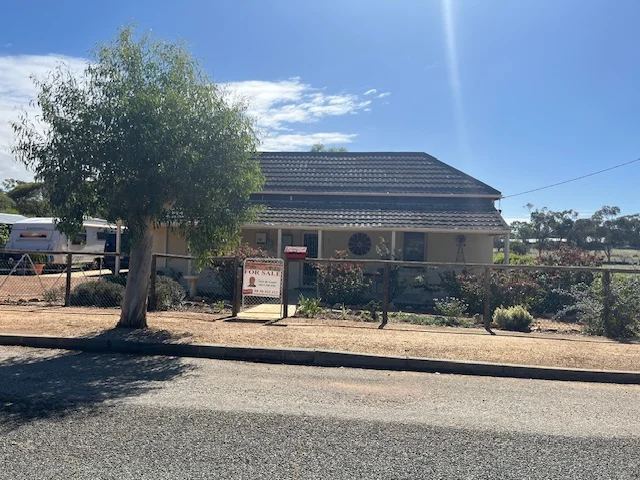 82 Harper Street, Beverley WA 6304